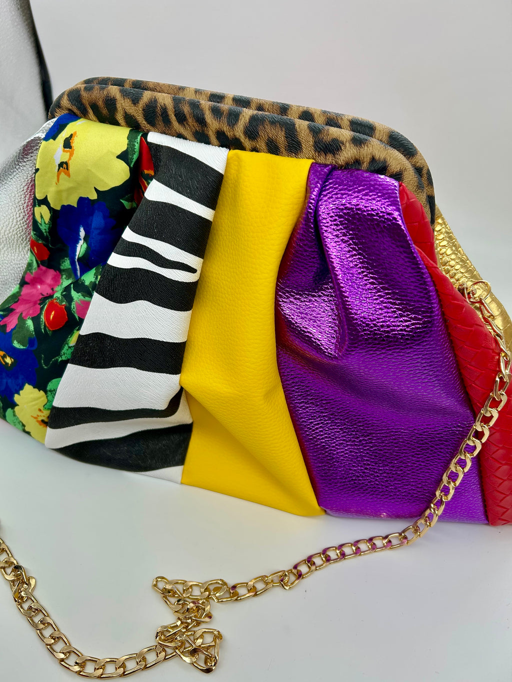 Mixed stripe dumpling bag